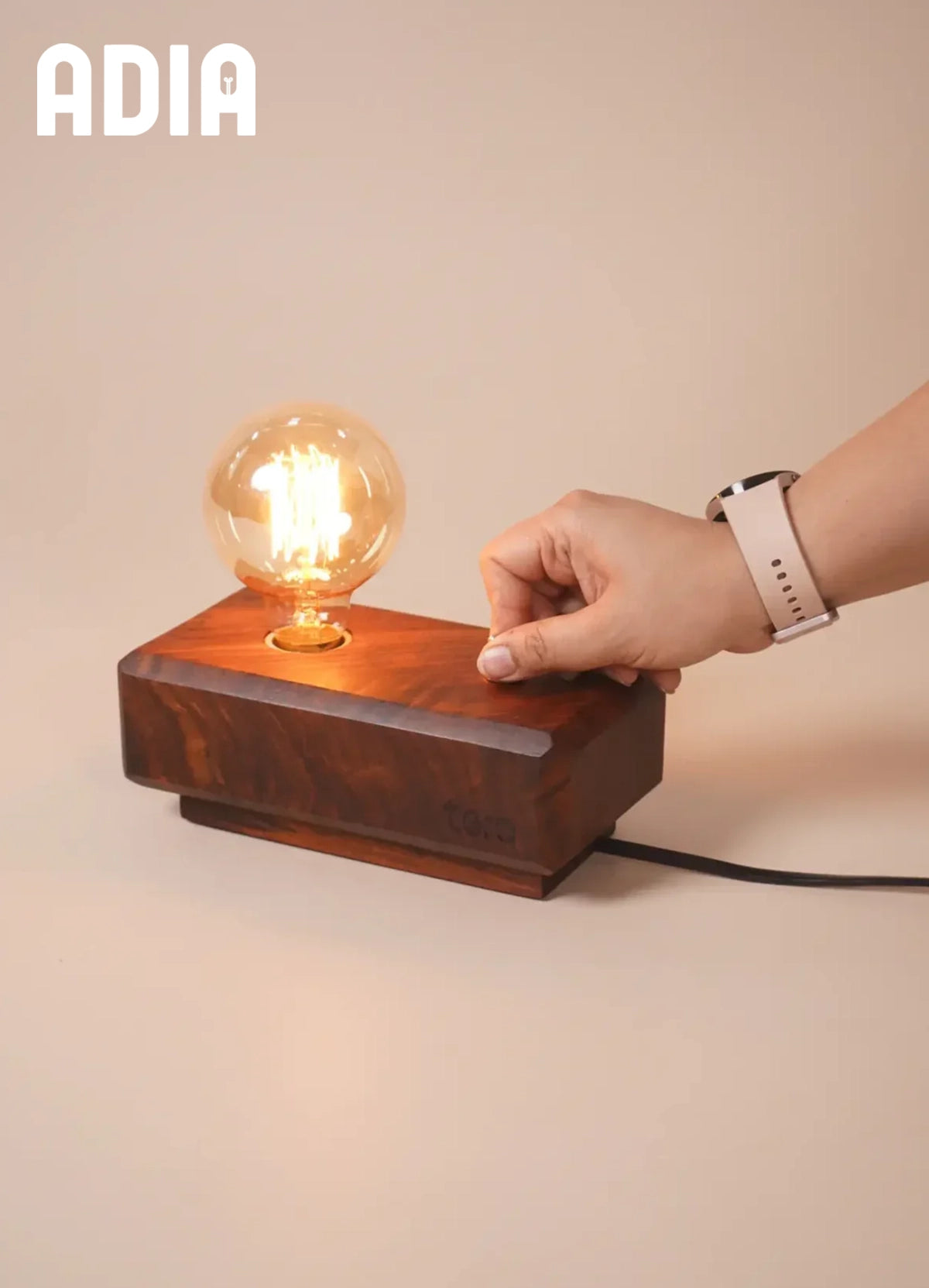 ADIA - Desktop Exo Lamp