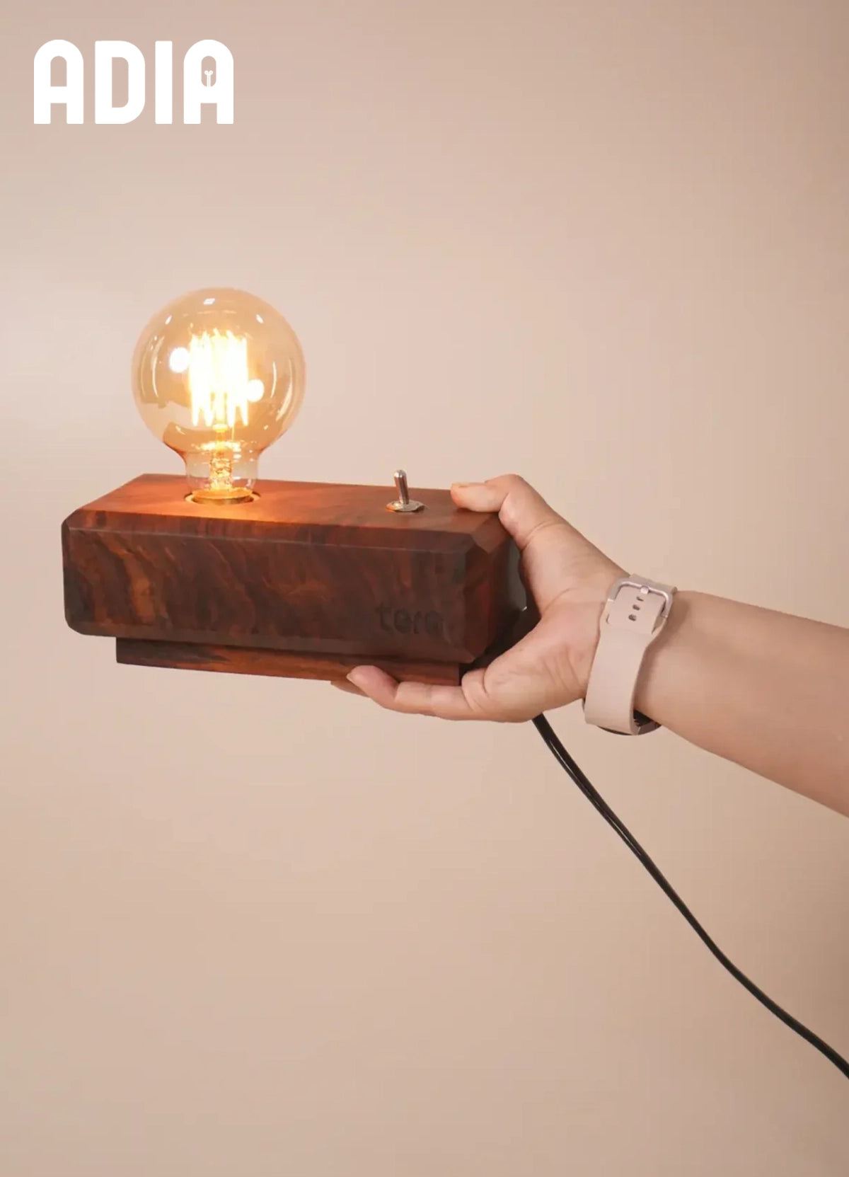ADIA - Desktop Exo Lamp
