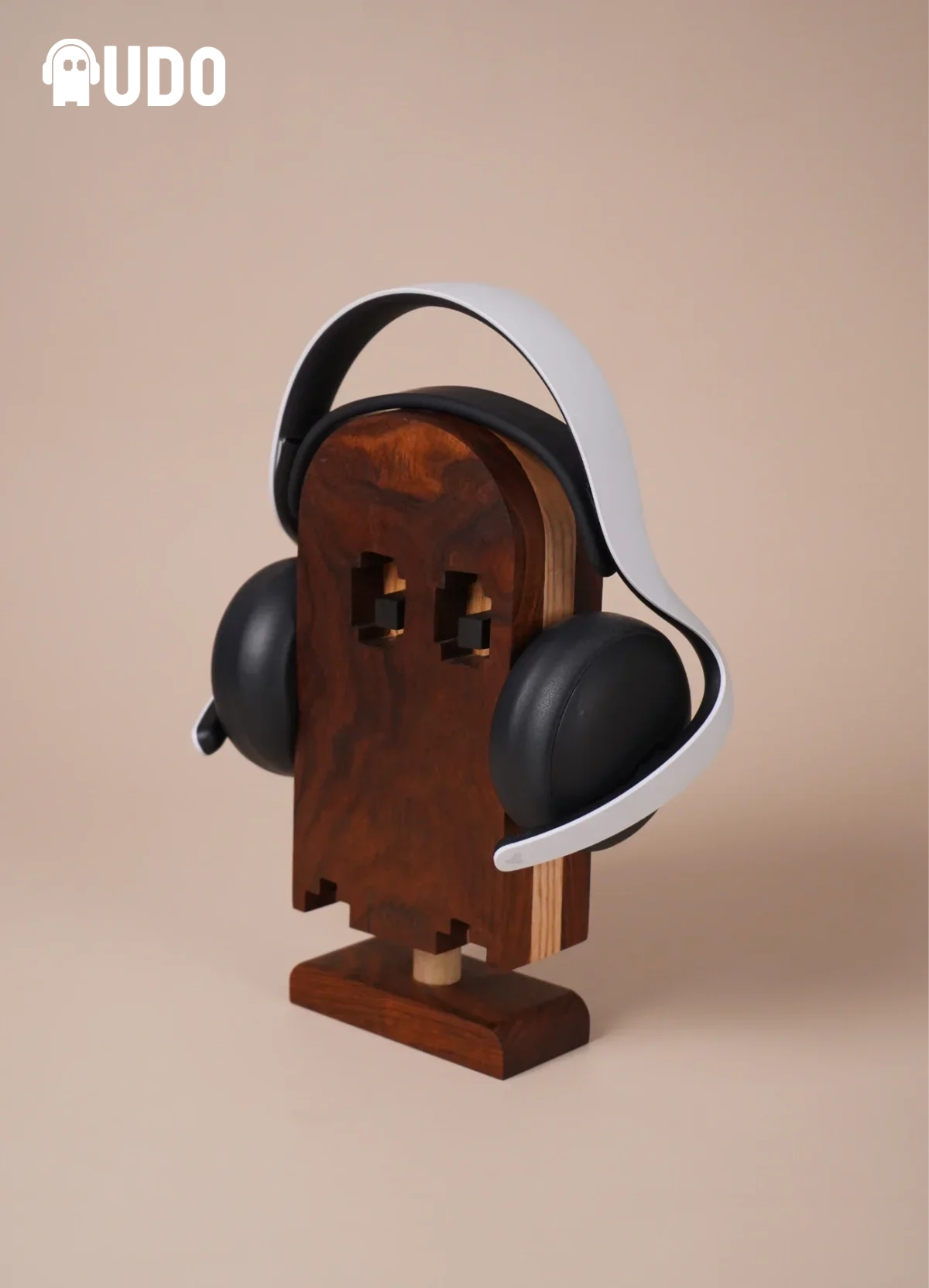 AUDO - Retro-Inspired Headphone Stand
