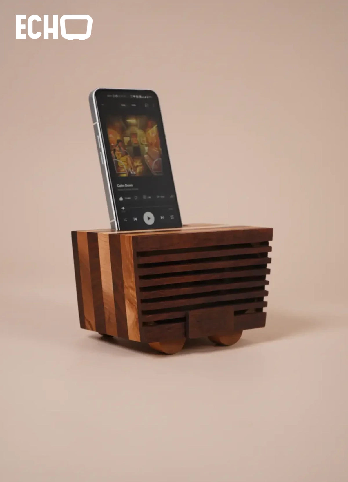 ECHO - Acoustic Amplifier & Phone Dock