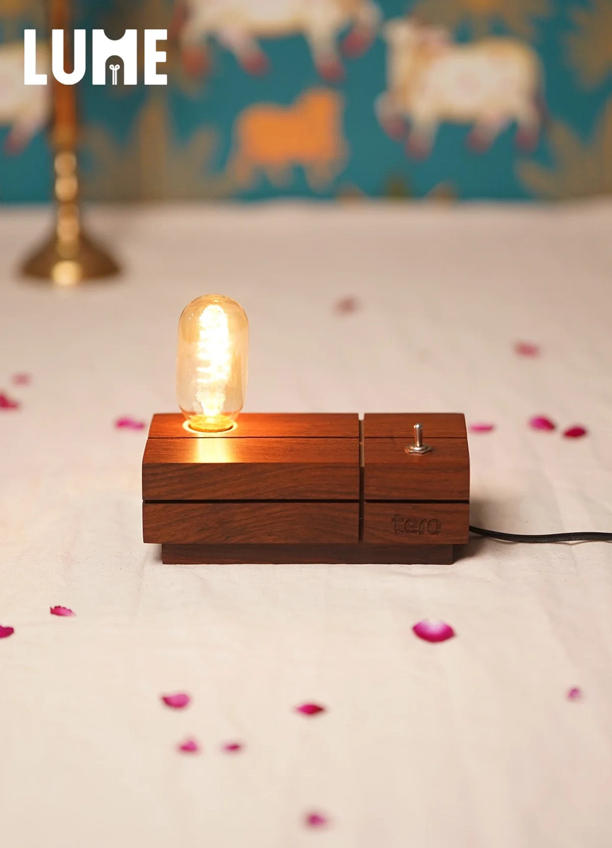 LUME - Solid wood Exo Lamp