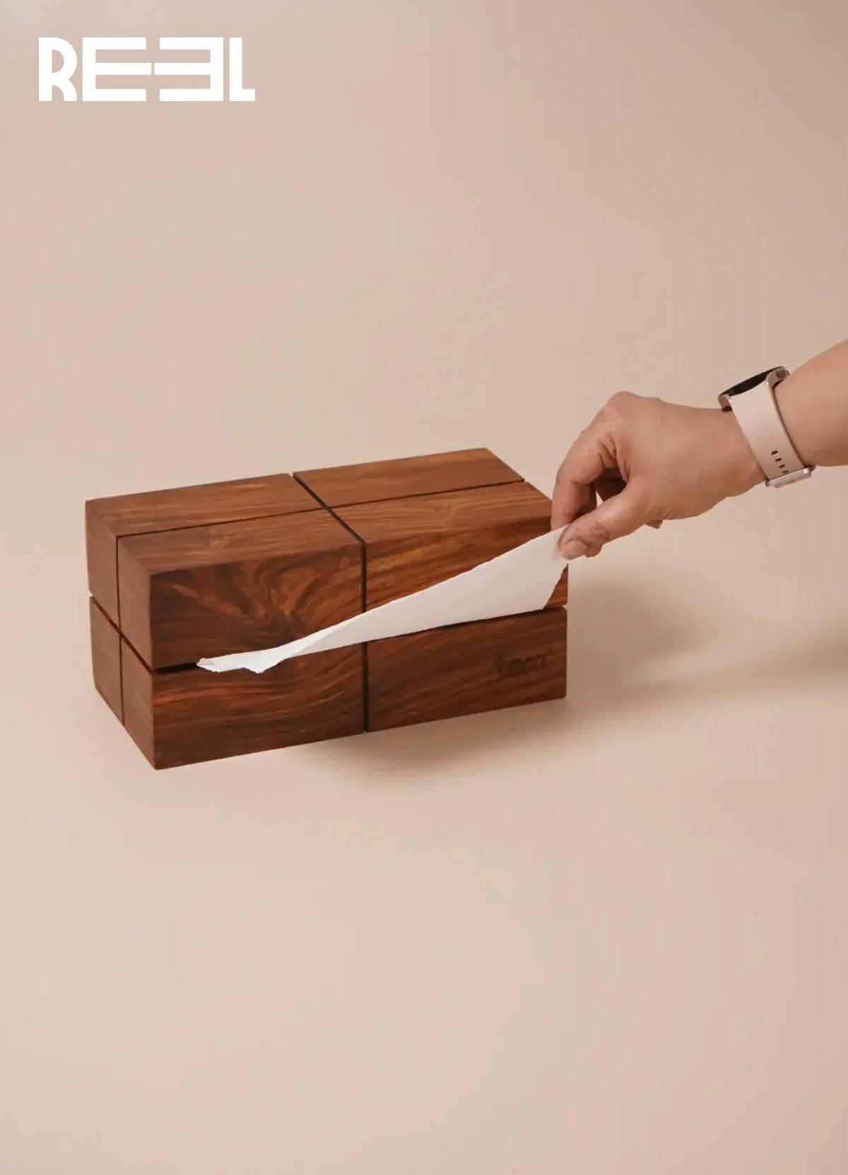 REEL - Kitchen Towel Holder