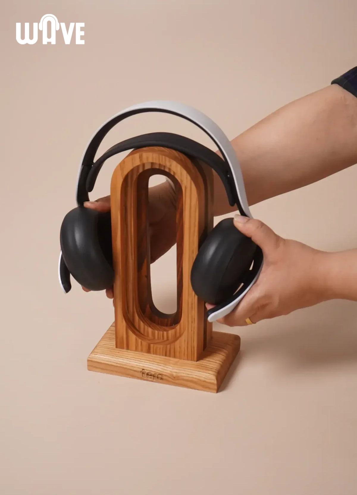 Wave - Minimalist Headphone Dock