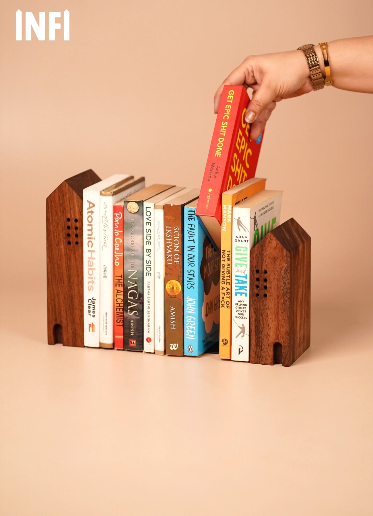 INFI – Solidwood Bookends