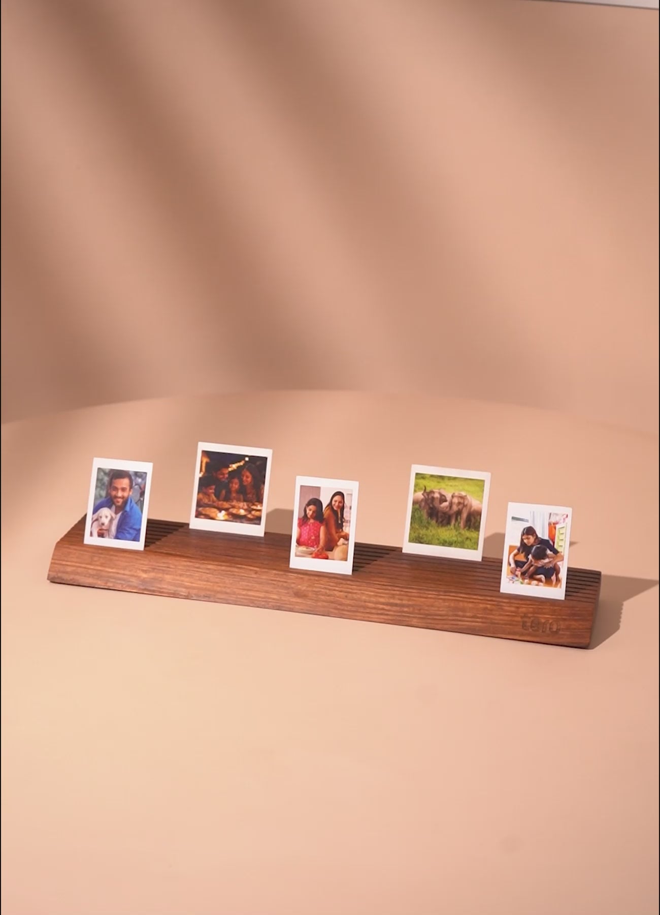 TILT - Polaroid Display Frame