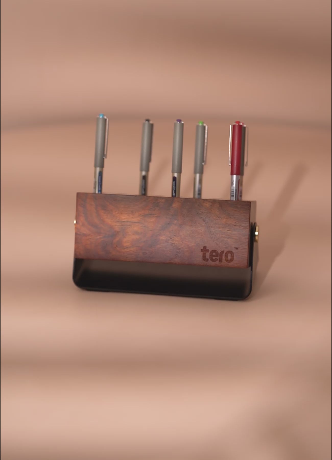 GRID – Solidwood Pen Holder